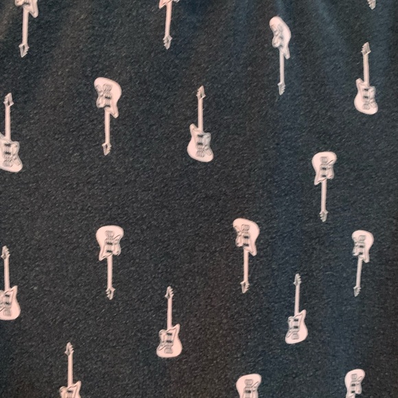 JUICY COUTURE ROCK n ROLLER T-SHIRT - Picture 7 of 8